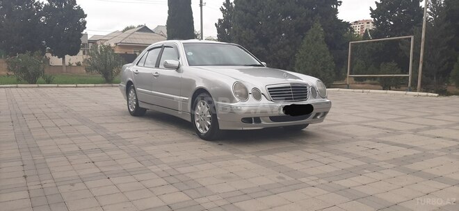 Mercedes E 220 2000, 409,000 km - 2.2 l - Xırdalan