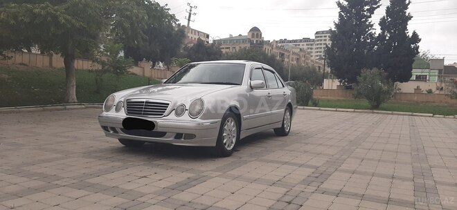 Mercedes E 220 2000, 409,000 km - 2.2 l - Xırdalan