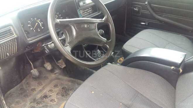 LADA (VAZ) 2107 2000, 348,000 km - 1.6 l - Salyan