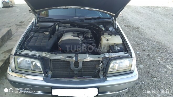 Mercedes C 180 1999, 325,000 km - 1.8 л - Xaçmaz