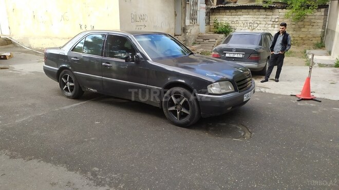 Mercedes C 200 1994, 351,219 km - 2.0 л - Bakı