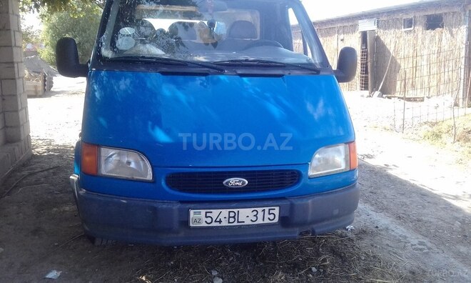 Ford Transit 2001, 319,000 km - 2.5 l - Sabirabad