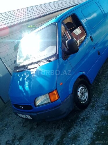 Ford Transit 2001, 319,000 km - 2.5 l - Sabirabad