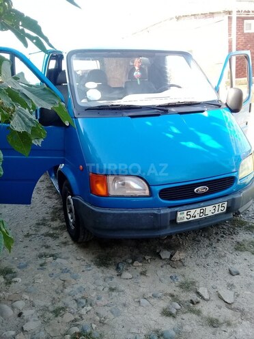 Ford Transit 2001, 319,000 km - 2.5 l - Sabirabad