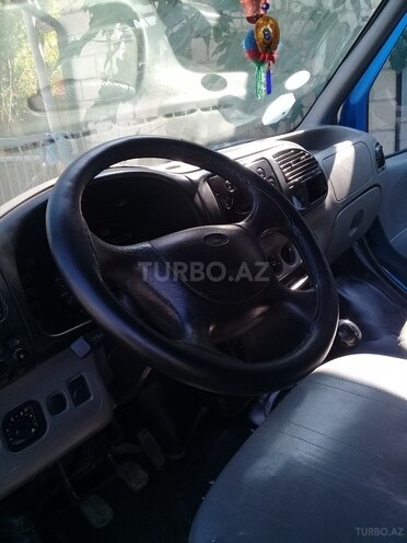Ford Transit 2001, 319,000 km - 2.5 l - Sabirabad