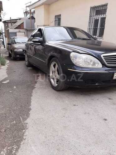 Mercedes S 320 1999, 204,000 km - 3.2 л - Qax
