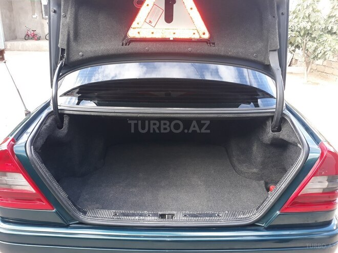 Mercedes C 180 1995, 175,000 km - 1.8 l - Bakı