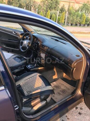 Volkswagen Passat 2001, 326,000 km - 1.8 л - Bakı