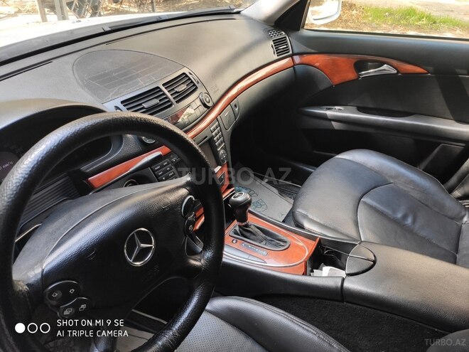 Mercedes E 220 2008, 418,000 km - 2.2 l - Bakı