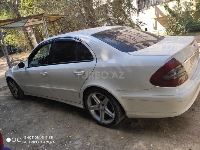 Mercedes E 220 2008, 418,000 km - 2.2 l - Bakı