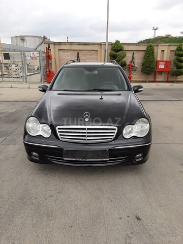 Mercedes C 220 2006, 175,000 km - 2.2 l - Bakı