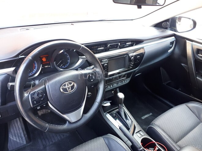 Toyota Corolla 2014, 118,000 km - 1.8 l - Bakı