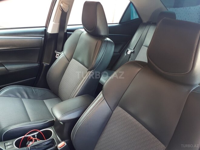 Toyota Corolla 2014, 118,000 km - 1.8 l - Bakı