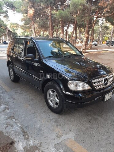 Mercedes ML 320 2001, 235,000 km - 3.2 l - Bakı