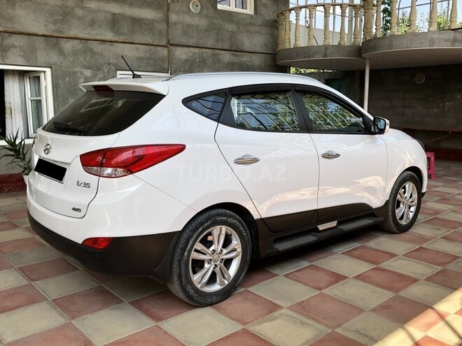Hyundai ix35 2013, 110,000 km - 2.0 l - Bakı