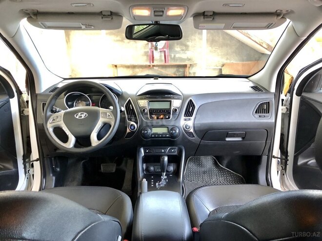 Hyundai ix35 2013, 110,000 km - 2.0 l - Bakı