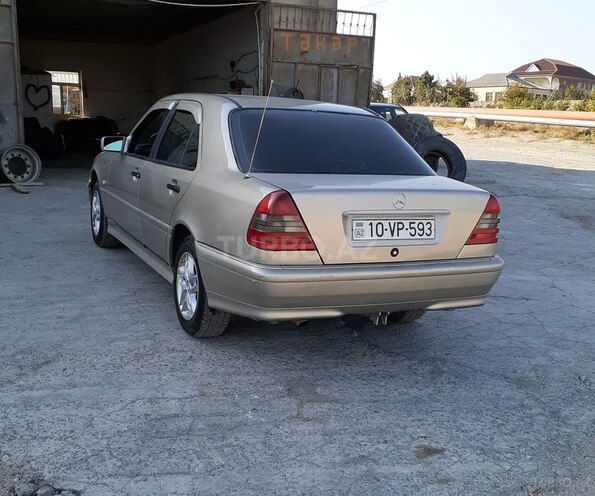 Mercedes C 180 1994, 300,000 km - 1.8 l - Bakı