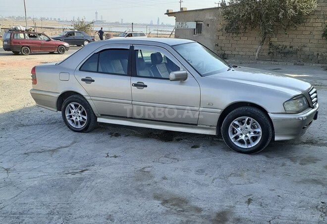 Mercedes C 180 1994, 300,000 km - 1.8 l - Bakı