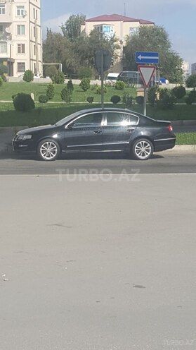Volkswagen Passat 2005, 210,000 km - 2.0 l - Bakı