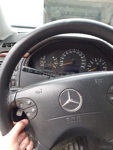 Mercedes E 240 2000, 250,000 km - 2.6 l - Bakı