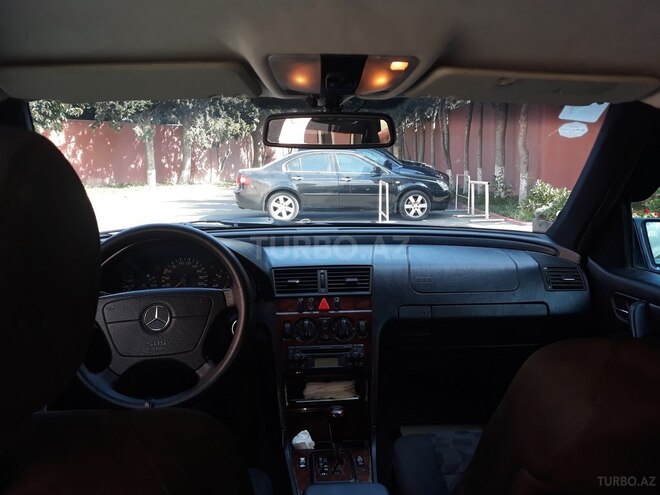 Mercedes C 220 2000, 382,200 km - 2.2 l - Bakı