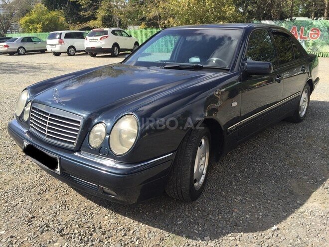 Mercedes E 240 1997, 300,000 km - 2.4 l - Bakı