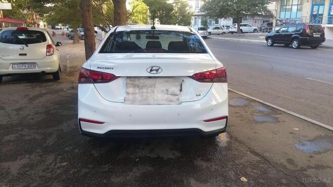 Hyundai Accent 2019, 9,000 km - 1.6 l - Bakı