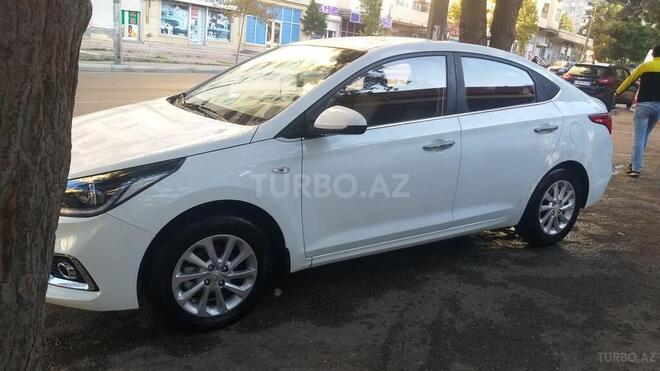 Hyundai Accent 2019, 9,000 km - 1.6 l - Bakı
