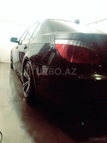 BMW 525 2004, 330,000 km - 2.5 l - Bakı