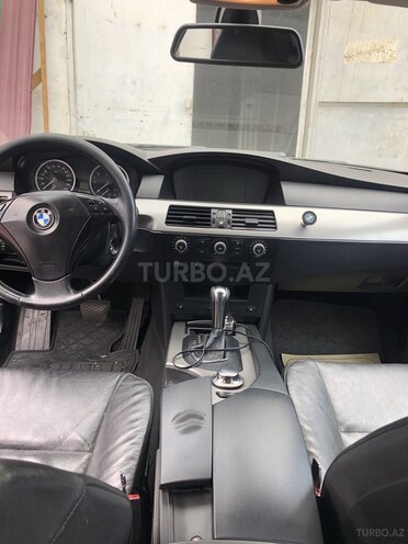 BMW 525 2004, 330,000 km - 2.5 l - Bakı
