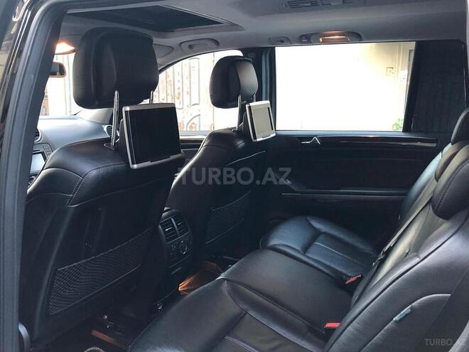 Mercedes GL 550 2010, 129,000 km - 5.5 l - Bakı