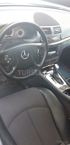 Mercedes E 260 2002, 258,000 km - 2.6 л - Zərdab