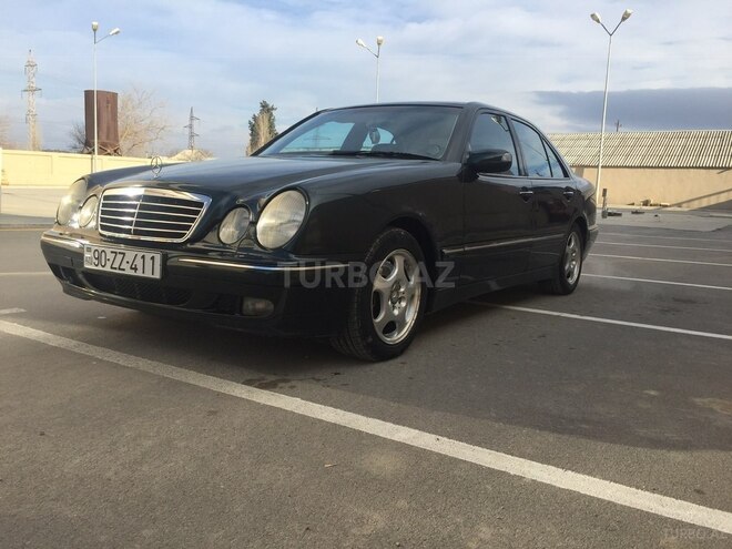 Mercedes E 240 2001, 180,000 km - 2.6 l - Xırdalan