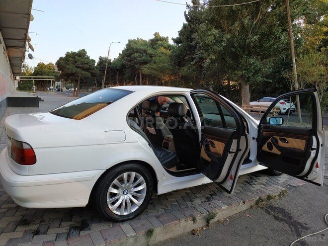 BMW 525 2003, 380,000 km - 2.5 л - Bakı