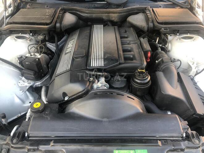 BMW 525 2002, 176,000 km - 2.5 l - Bakı