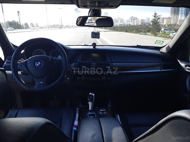 BMW X6 M 2011, 120,000 km - 4.4 l - Bakı