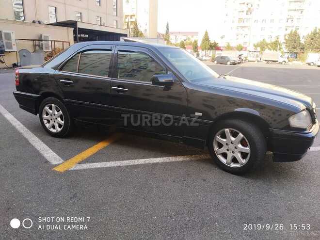 Mercedes C 230 1999, 261,000 km - 2.3 l - Bakı