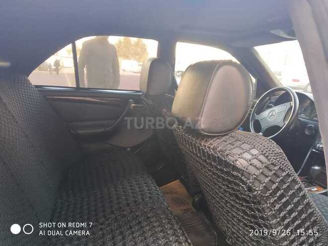Mercedes C 230 1999, 261,000 km - 2.3 l - Bakı