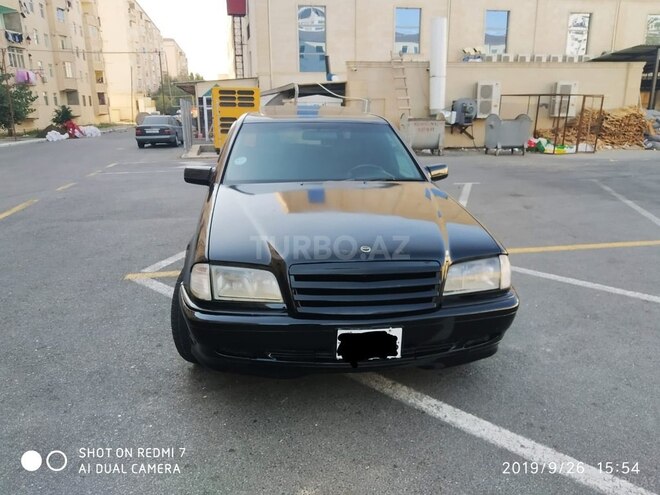Mercedes C 230 1999, 261,000 km - 2.3 l - Bakı
