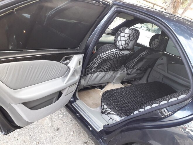 Mercedes E 230 1996, 265,000 km - 2.3 l - Sumqayıt