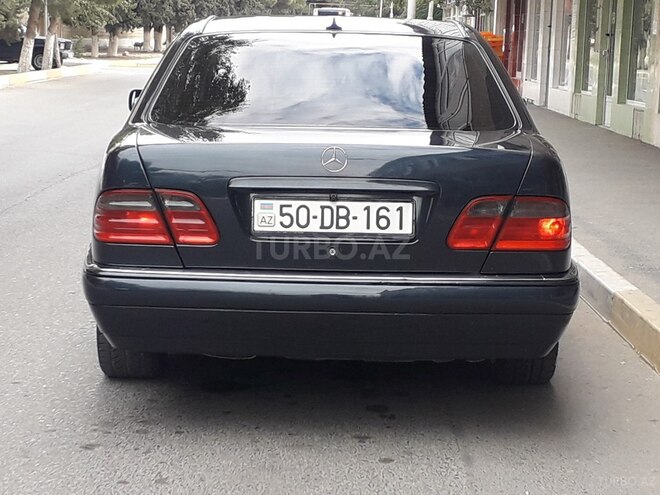 Mercedes E 230 1996, 265,000 km - 2.3 l - Sumqayıt