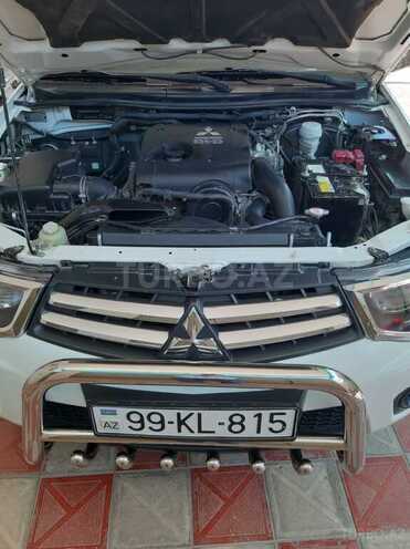 Mitsubishi L200 2014, 110,000 km - 2.5 л - Bərdə