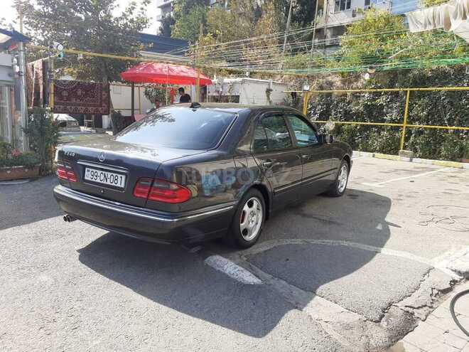 Mercedes E 240 2000, 126,000 km - 2.4 l - Bakı