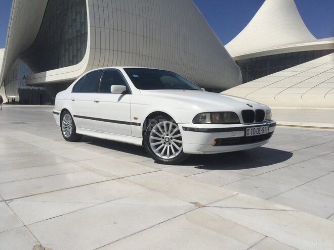BMW 528 1996, 390,000 km - 2.8 l - Bakı