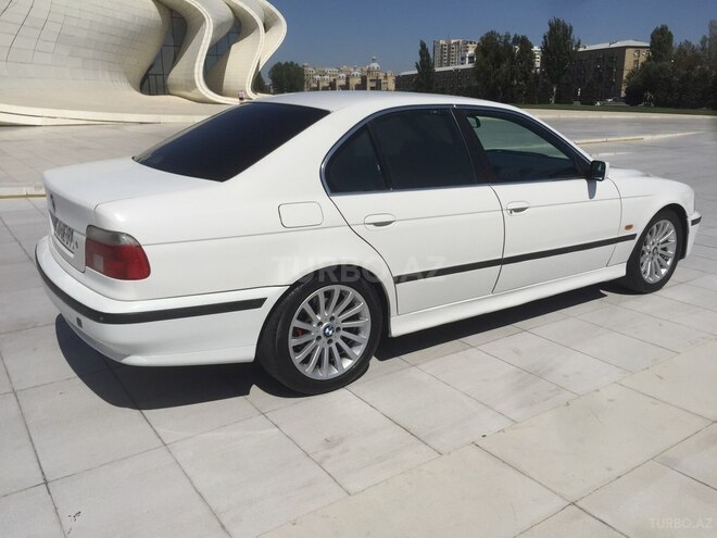 BMW 528 1996, 390,000 km - 2.8 l - Bakı