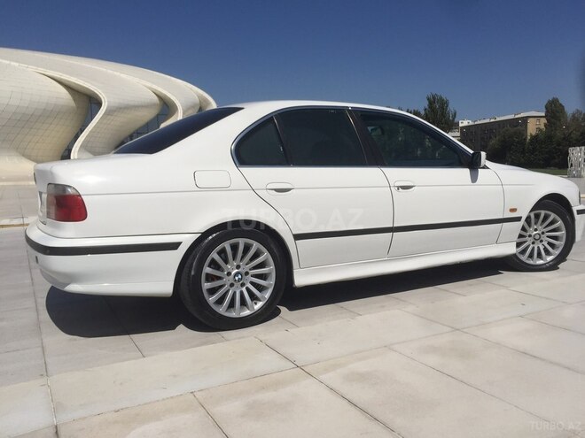 BMW 528 1996, 390,000 km - 2.8 l - Bakı