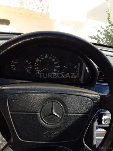 Mercedes C 220 1998, 240,000 km - 2.2 л - Bakı