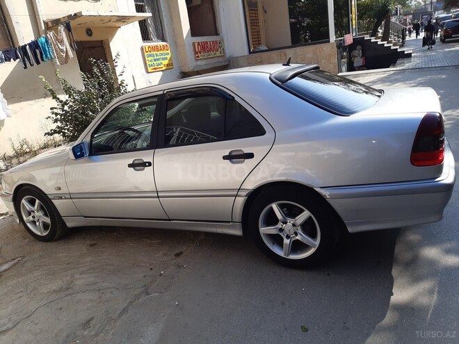 Mercedes C 220 1998, 240,000 km - 2.2 л - Bakı