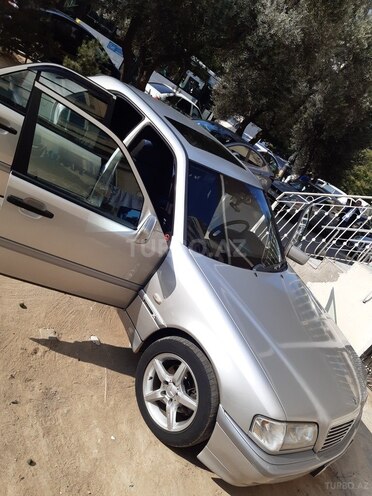 Mercedes C 220 1998, 240,000 km - 2.2 л - Bakı