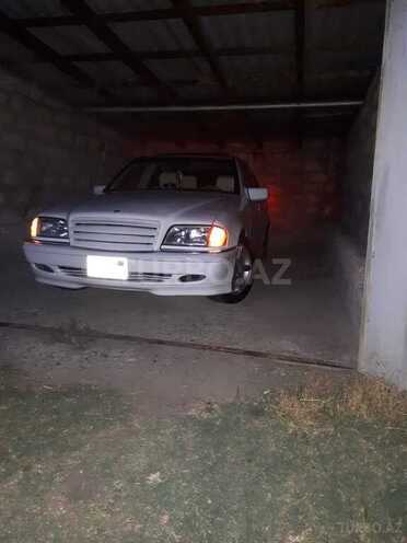 Mercedes C 230 1998, 232,774 km - 2.3 l - Kürdəmir
